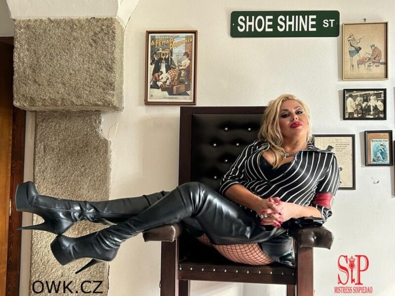 ONLINE SCAT DOMINA SADO MISTRESS WHATSAPP