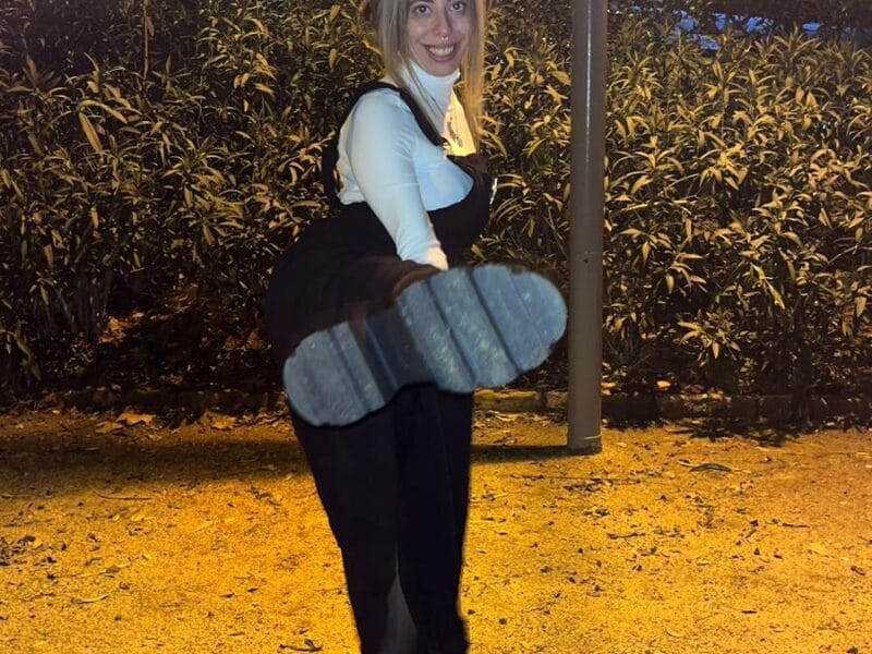 Lilith — Mistress profesional en Barcelona | Dominación consciente